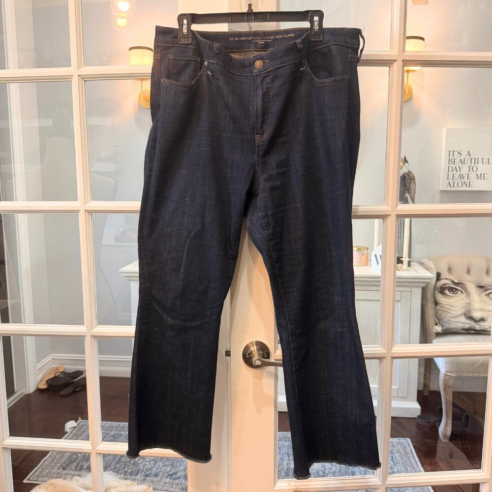 Chicos So Slimming Girlfriend Kick Flare Jeans Size 14 Dark Wash
